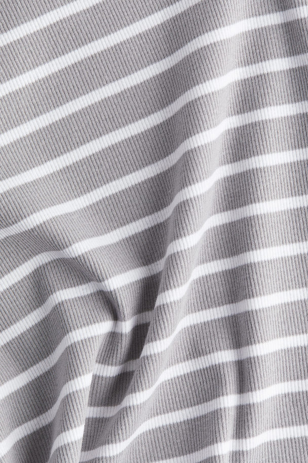 H&M Fitted T-shirt Light Grey/striped