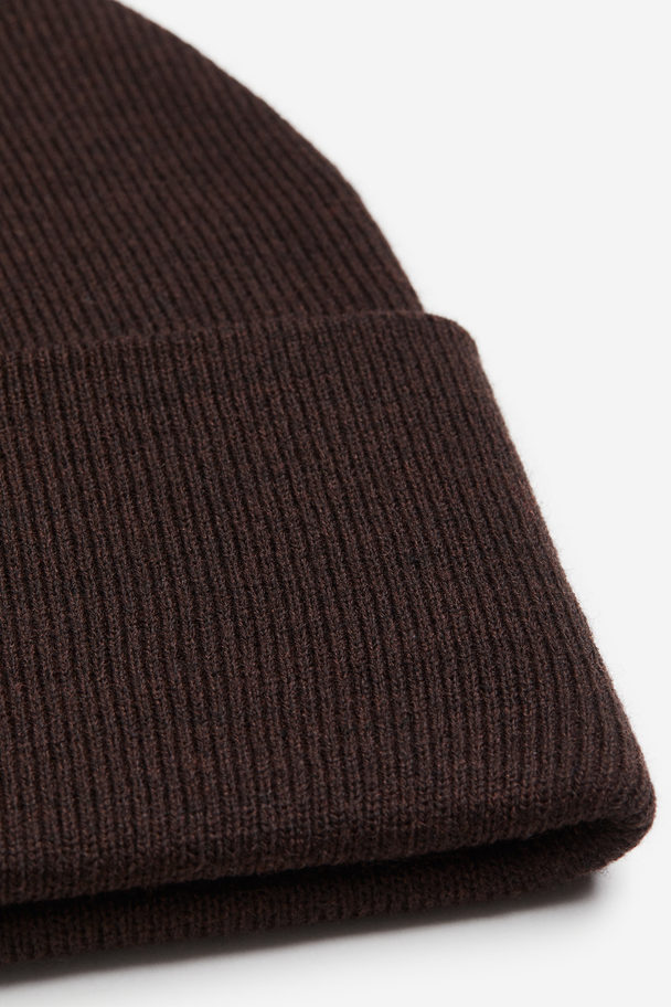 H&M Knitted Hat Dark Brown
