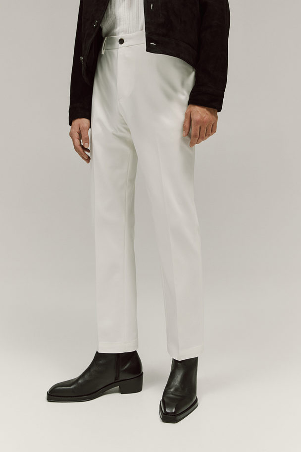 H&M Hose mit Bügelfalten in Regular Fit Weiß