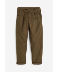Pleated Chino Relaxed Green
