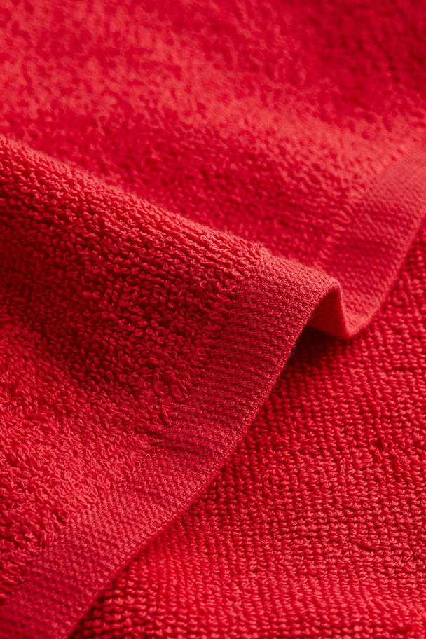 H&M HOME Terry Bath Sheet Red