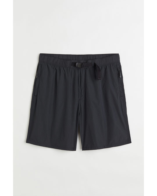 H&M Relaxed Fit Belted Shorts Black