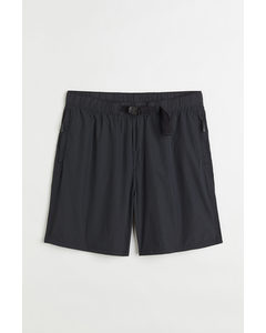 Relaxed Fit Belted Shorts Black