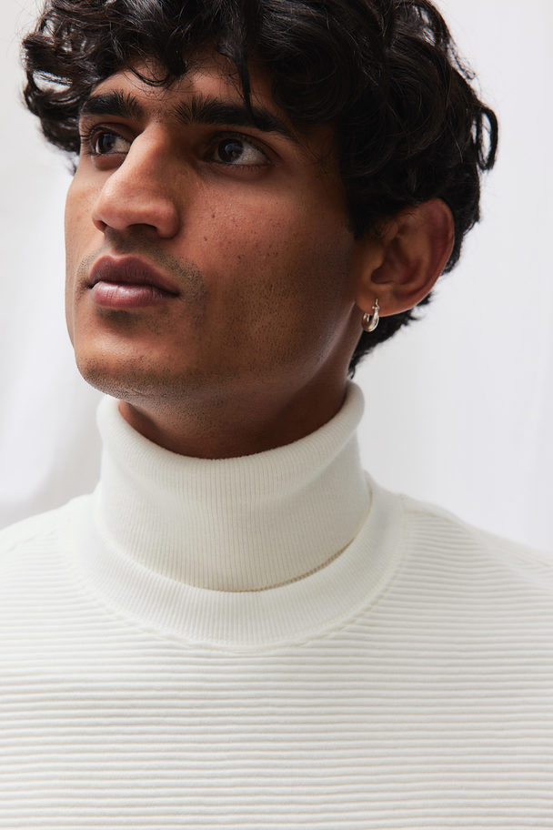 H&M Regular Fit Ribbed Sweatshirt White