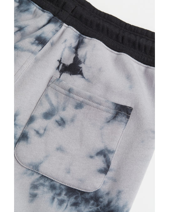 H&M Sweatshorts Dark Grey/tie-dye