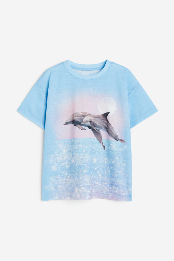 H&M Oversized T-shirt Lichtblauw/dolfijnen