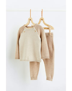 Pullover und Hose in Strick Beige/Blockfarben