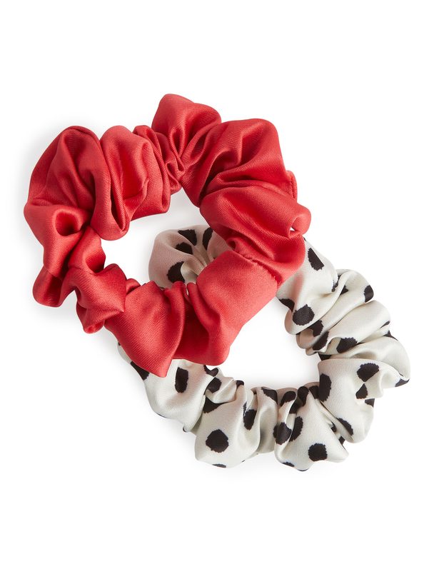 ARKET Scrunchies Red/off White