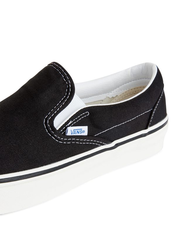 Vans Vans Anaheim Classic Slip-on Shoes Black