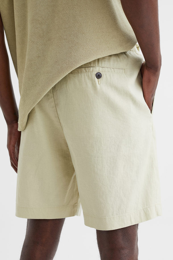 H&M Regular Fit Linen-blend Shorts Light Pistachio Green