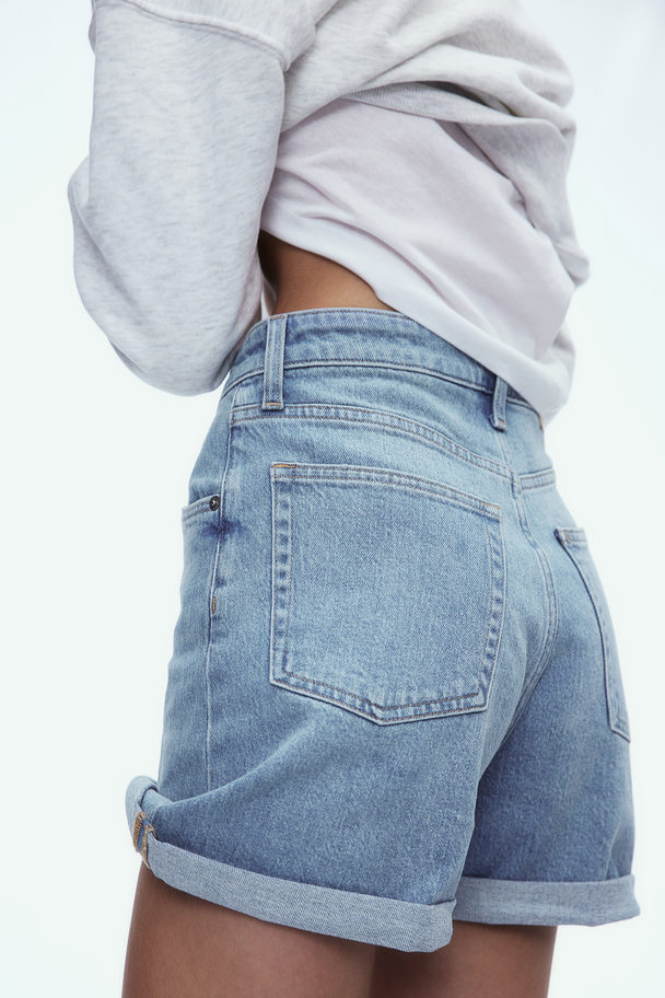 H&M Mom Ultra High Jeansshorts Ljus Denimblå