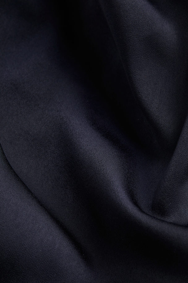 H&M Neckholderkleid aus Satin Marineblau