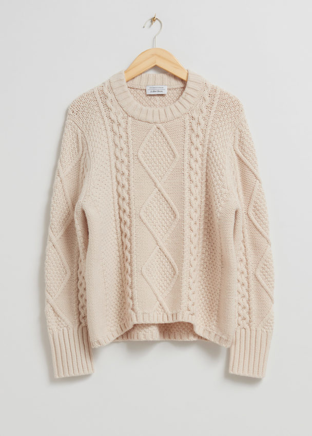 & Other Stories Pullover mit Zopfmuster Creme