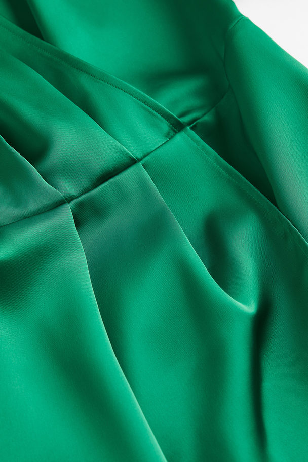 H&M Wickelkleid aus Satin Grün