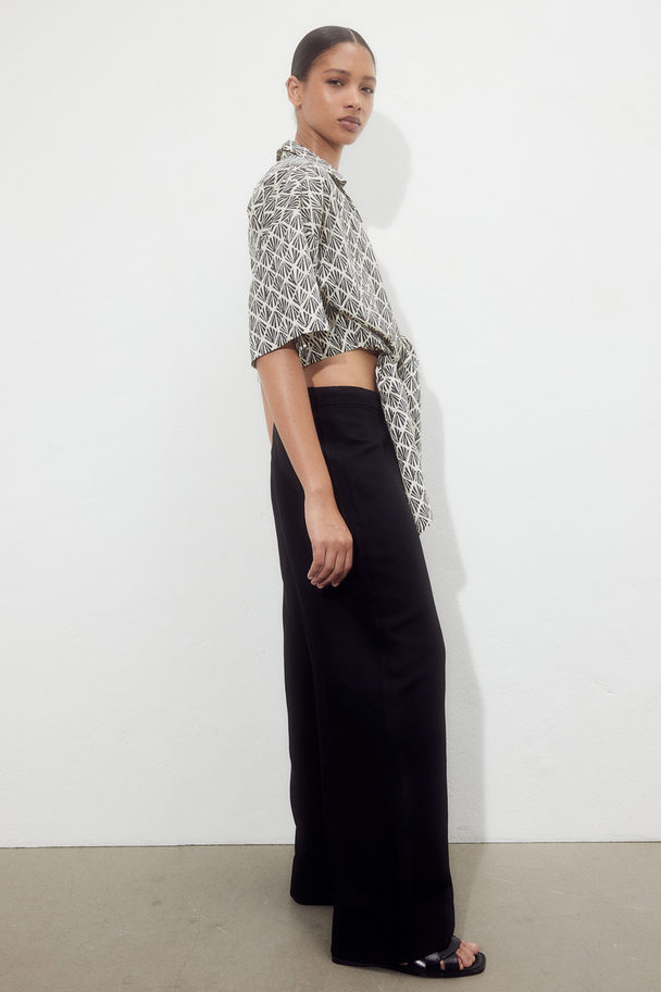 H&M Bluse Med Knyting Sort/mønstret