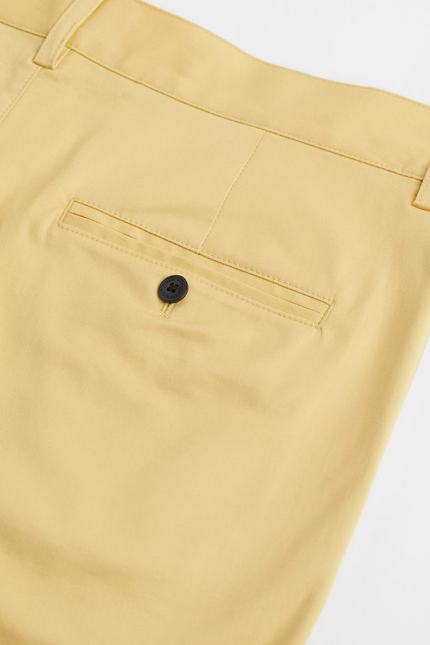 H&M Regular Fit Chino Shorts Yellow