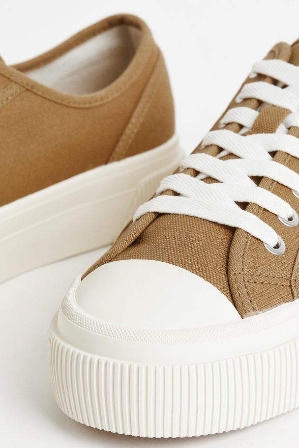 H&M Sneaker aus Canvas Hellbraun