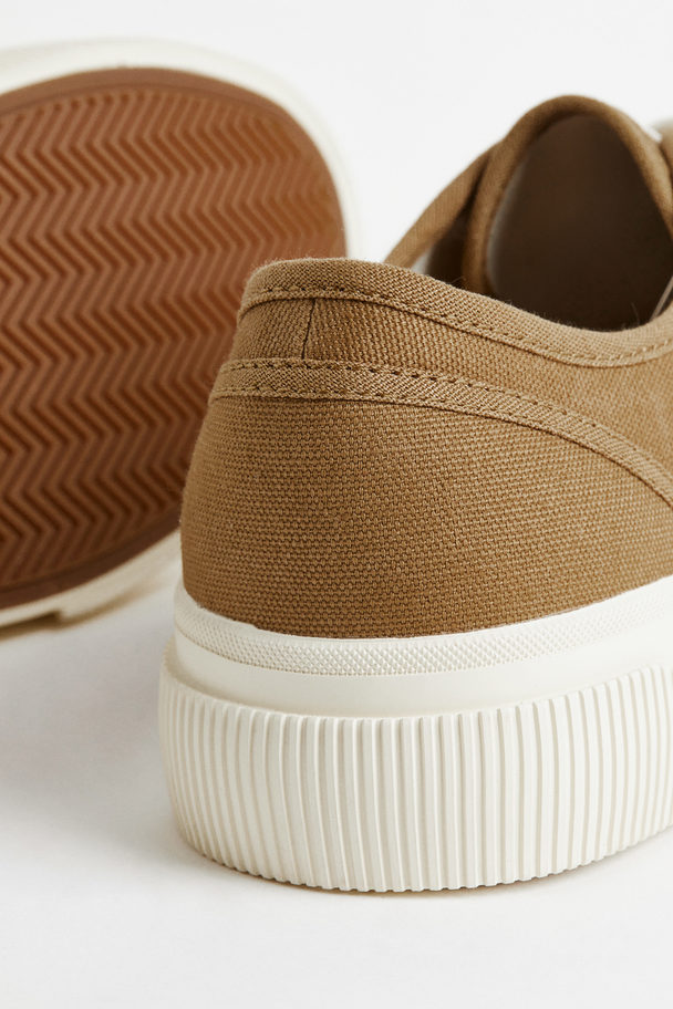 H&M Sneaker aus Canvas Hellbraun