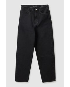 Tapered Ankle-length Jeans Black