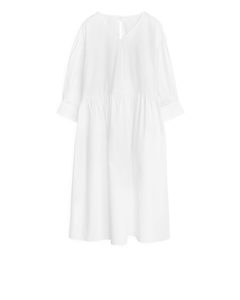 Weites Popeline-Kleid Weiß