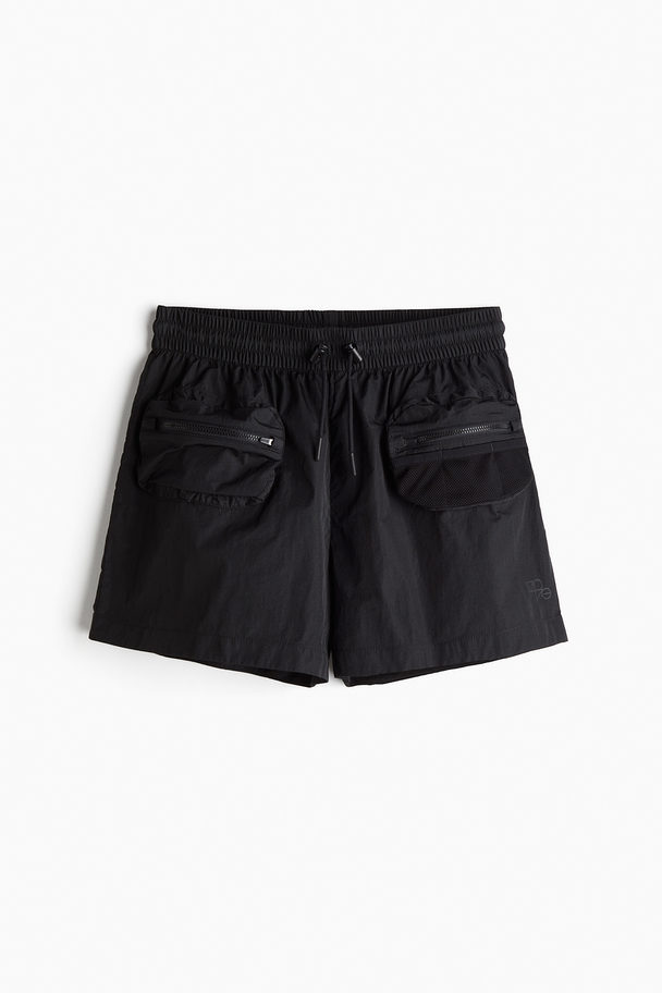 H&M Vattenavvisande Vandringsshorts Svart