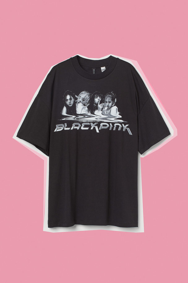 H&M Oversized T-Shirt mit Druck Schwarz/Blackpink
