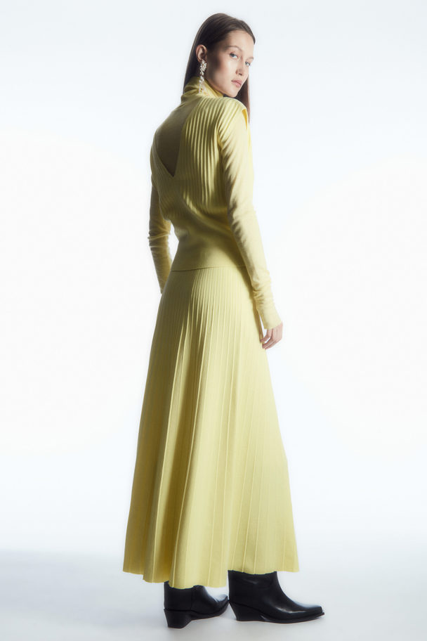 COS Pleated Knitted Maxi Skirt Light Yellow