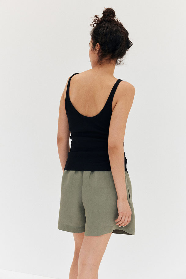 H&M Mama Linen-blend Shorts Khaki Green