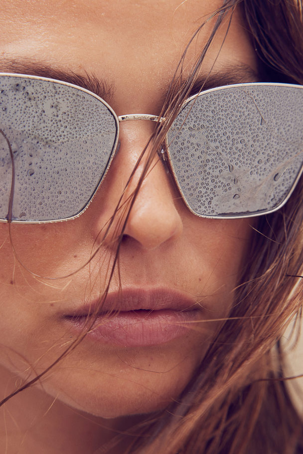 H&M Cat Eye-solbriller Sølv