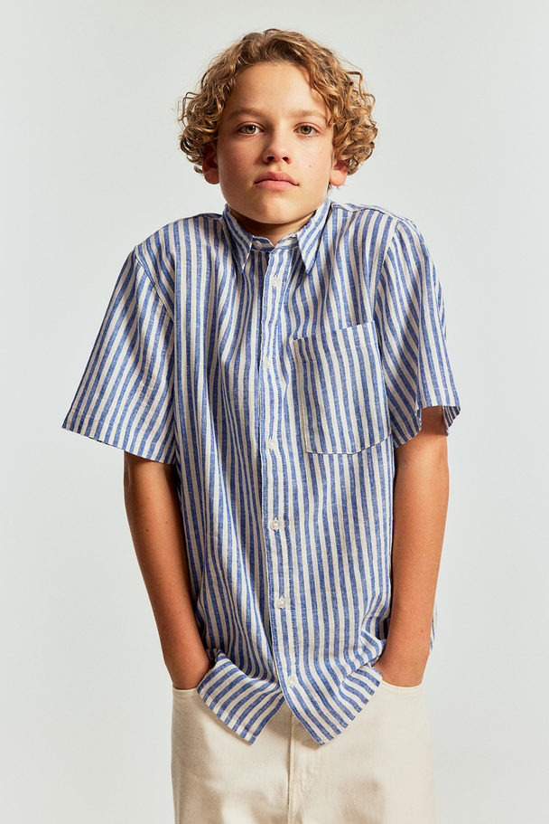 H&M Kortærmet Skjorte I Hørblanding Blå/hvidstribet