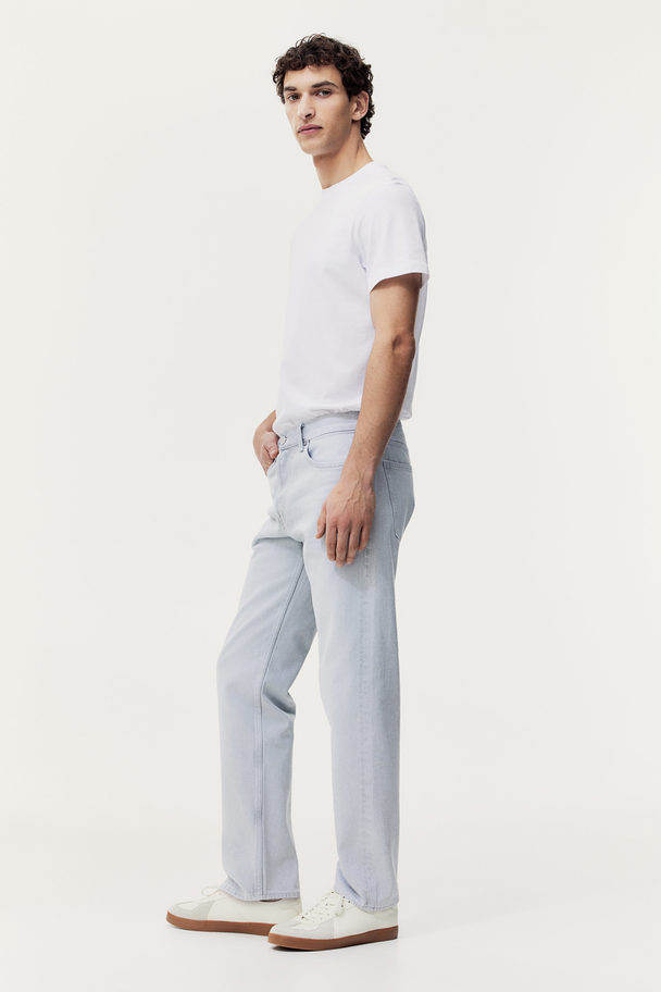 H&M Straight Regular Jeans Lichtgrijs