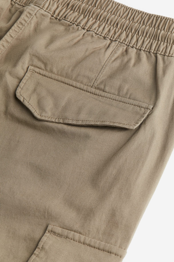 H&M Cargo-Joggpants in Slim Fit Dunkelbeige