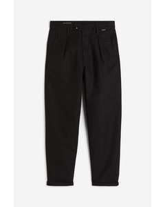 Pleated Chino Relaxed Black