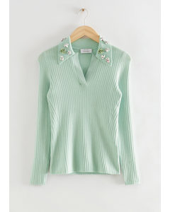 Nauwsluitende Polotop Met Versieringen Pastelgroen