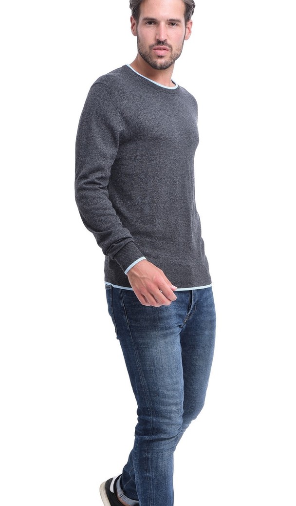 C&Jo Bi-color Round Neck  Sweater