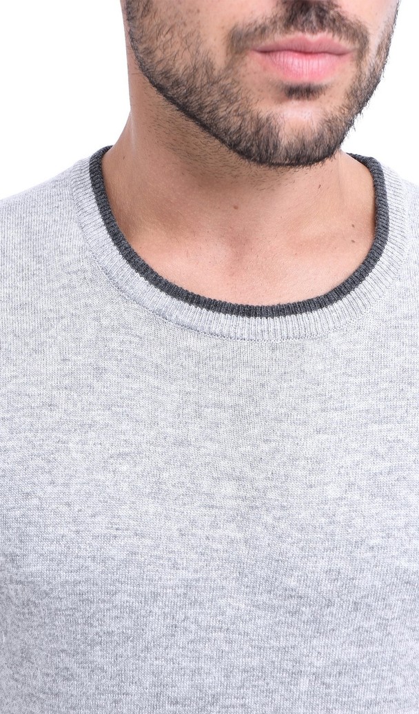C&Jo Bi-color Round Neck  Sweater