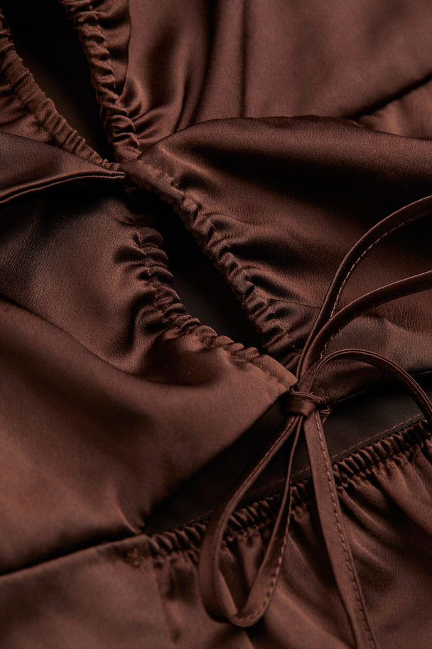 H&M Satinklänning Mörkbrun