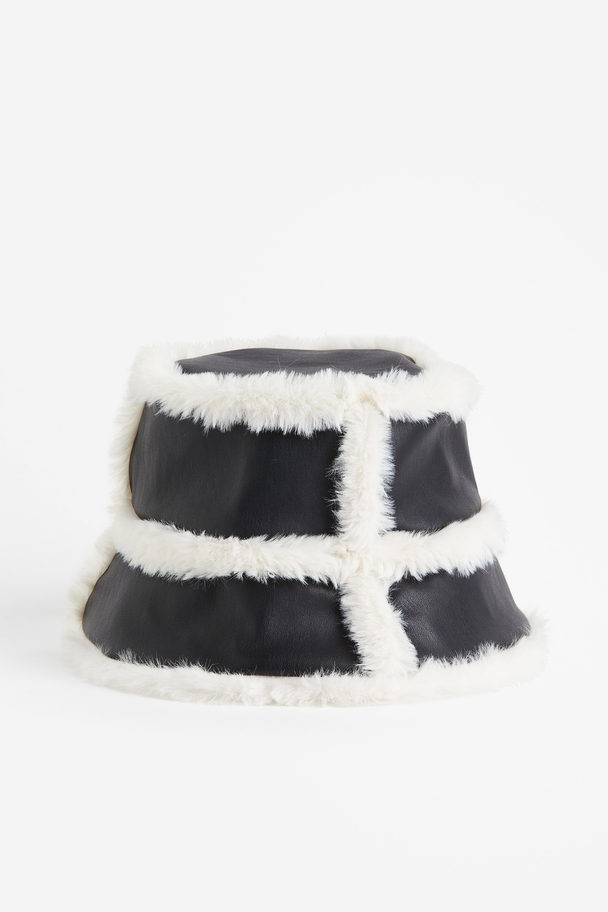 H&M Fluffy-trim Bucket Hat Black