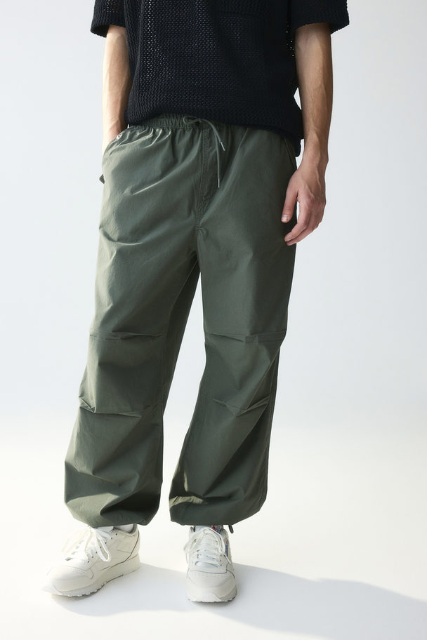 H&M Loose Fit Parachute Trousers Dark Green