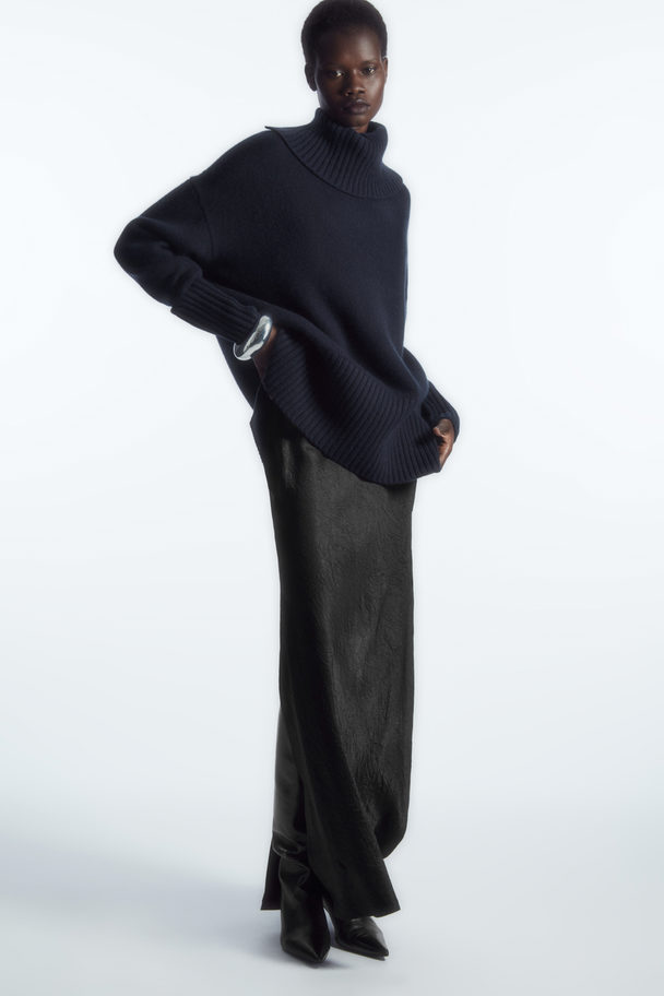 COS Oversized Pure Cashmere Roll-neck Jumper Navy
