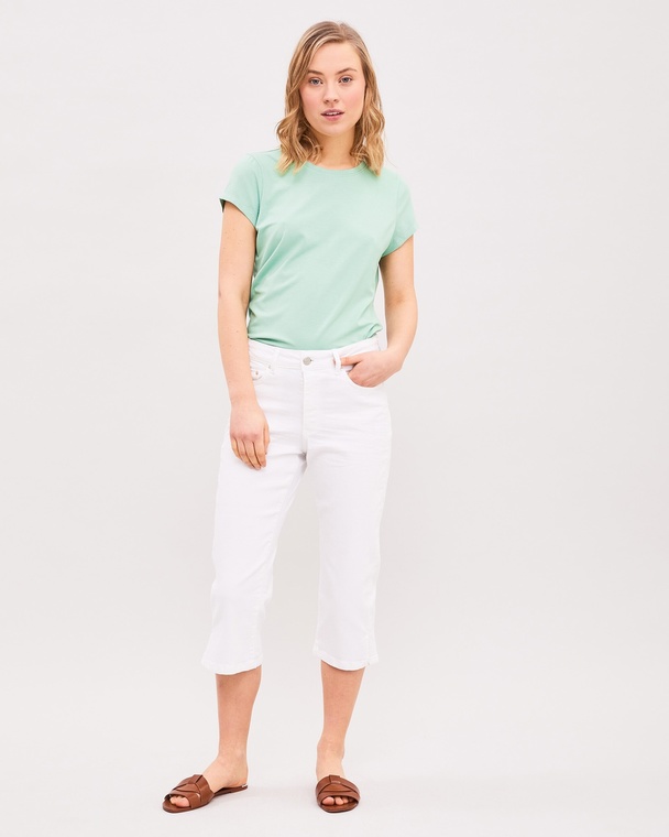 Newhouse Nora Twill Capri Jeans
