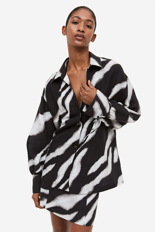 H&M Skjorte I Hørblanding Med Bindedetalje Sort/zebramønstret