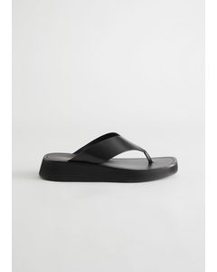 Leather Thong Strap Sandals Black