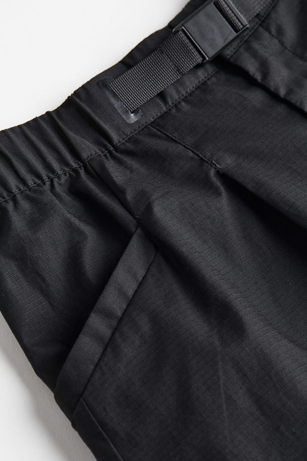 H&M Water-repellent Outdoor Shorts Black