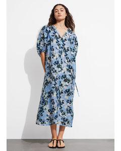 Midiklänning Med Puffärm Ljusblått Blommönster