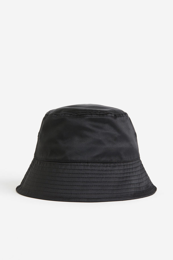 H&M Satin Bucket Hat Black