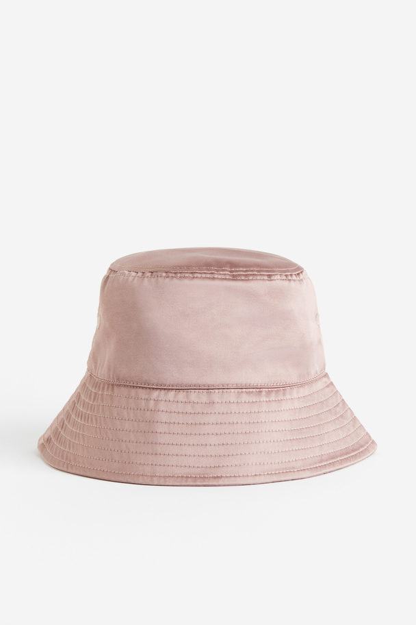 H&M Bucket Hat aus Satin Mattrosa