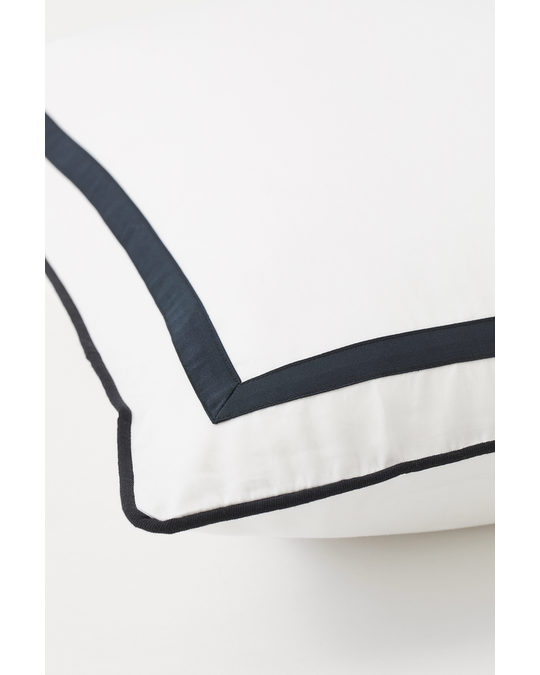 H&M HOME Egyptian Cotton Pillowcase White/black