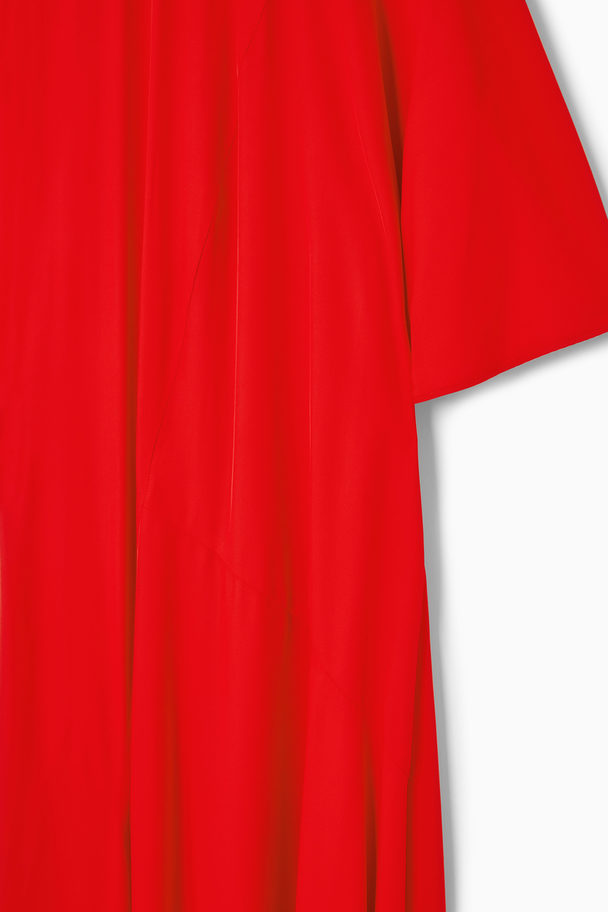 COS Asymmetriskt Draperad Midiklänning Röd