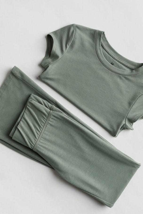 H&M 2er-Set mit Shirt und ausgestellter Leggings Khakigrün